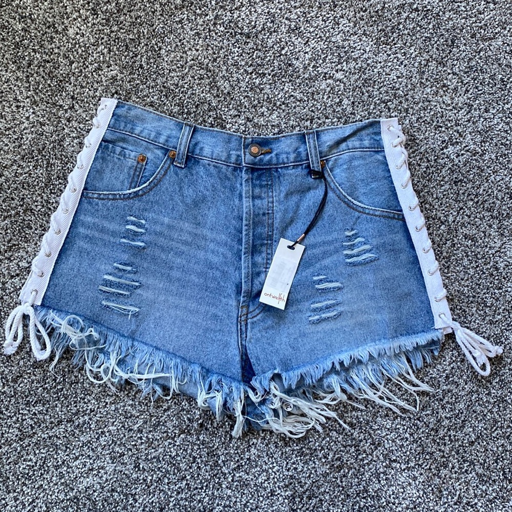 BRAND NEW + UNWORN Jean Shorts with White Laces